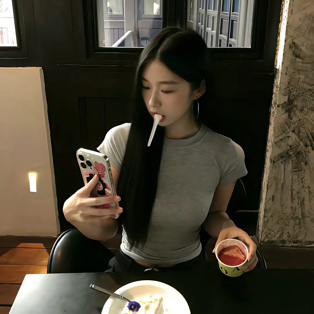 精灵高中:惊声尖拍